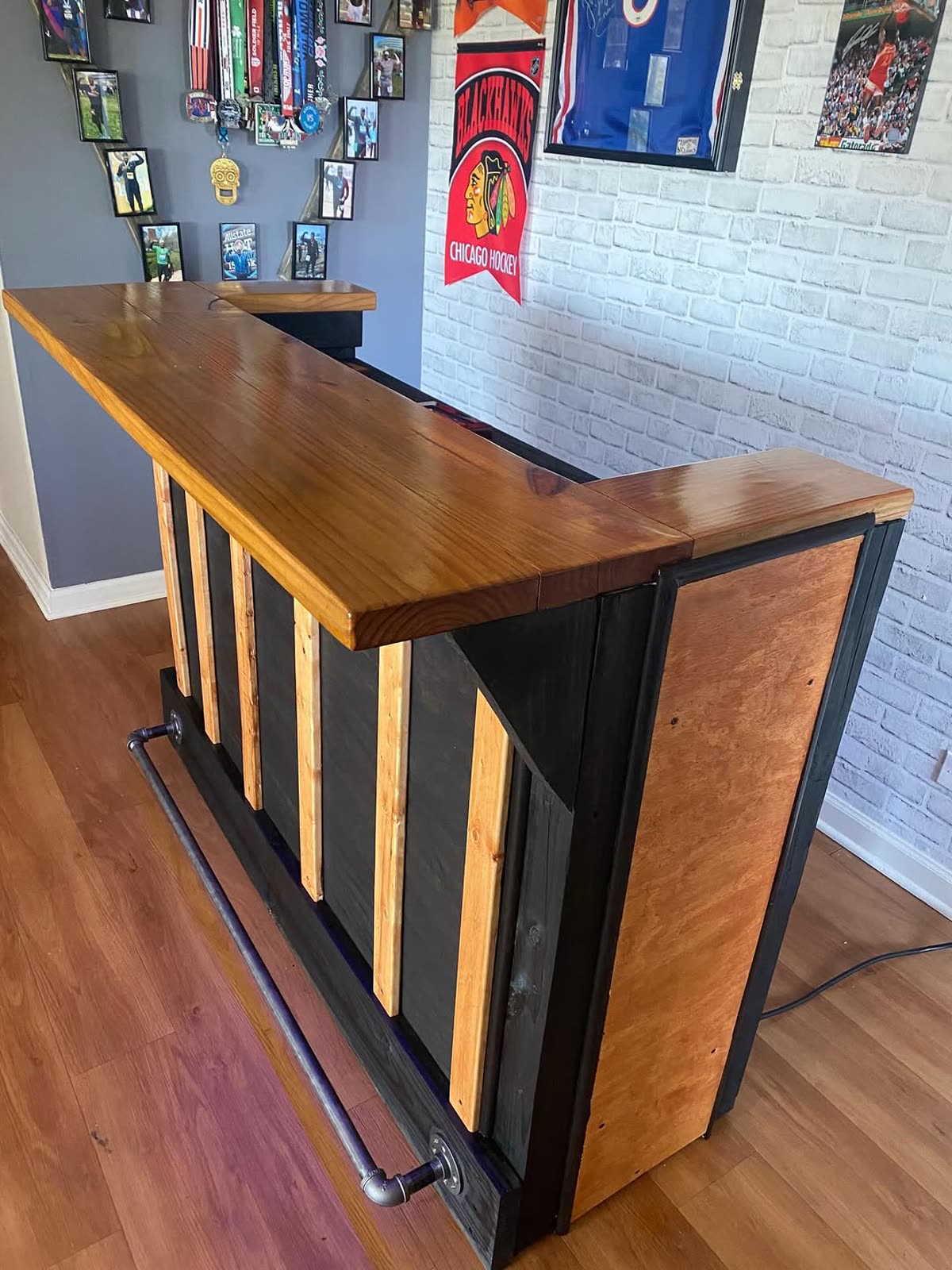 Bars and bar tops