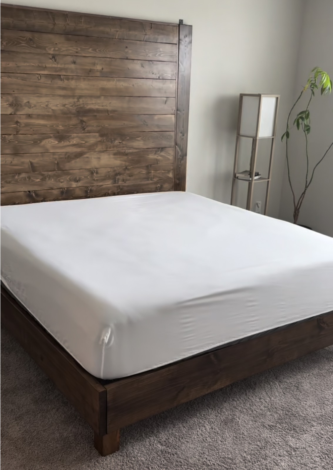 Headboard and bed frame